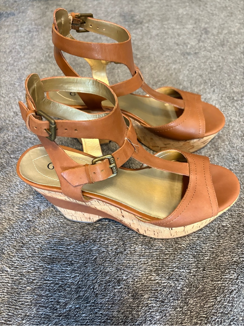 GUESS Women’s Size 7M Cognac Brown Cork Wedge Sandals